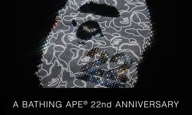 A BATHING APE 22 周年纪念 Tee 系列